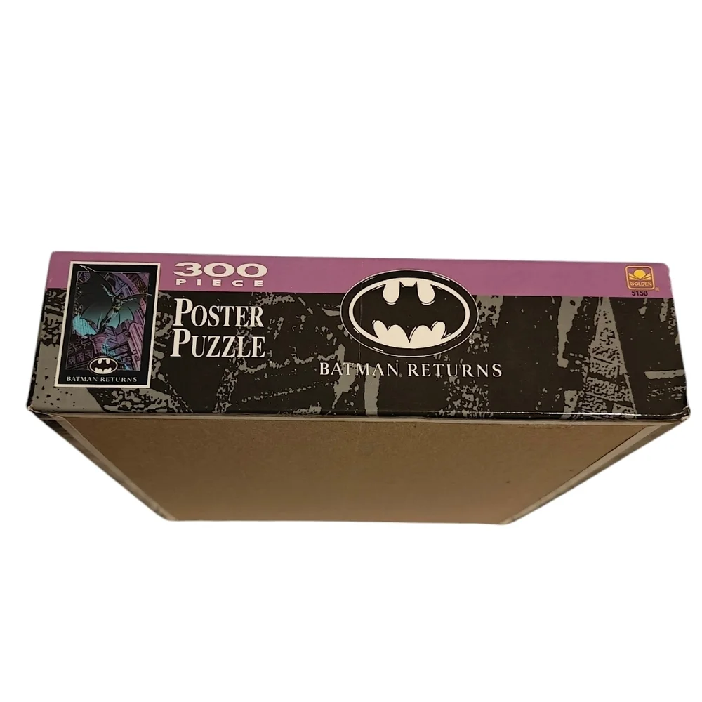 VINTAGE NWOT 1992 Batman Returns Series 300 Piece Jigsaw Poster Puzzle Golden - Picture 5 of 12